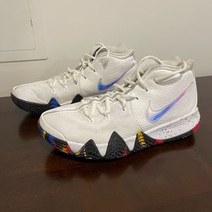 Nike Kyrie 4 “March Madness”